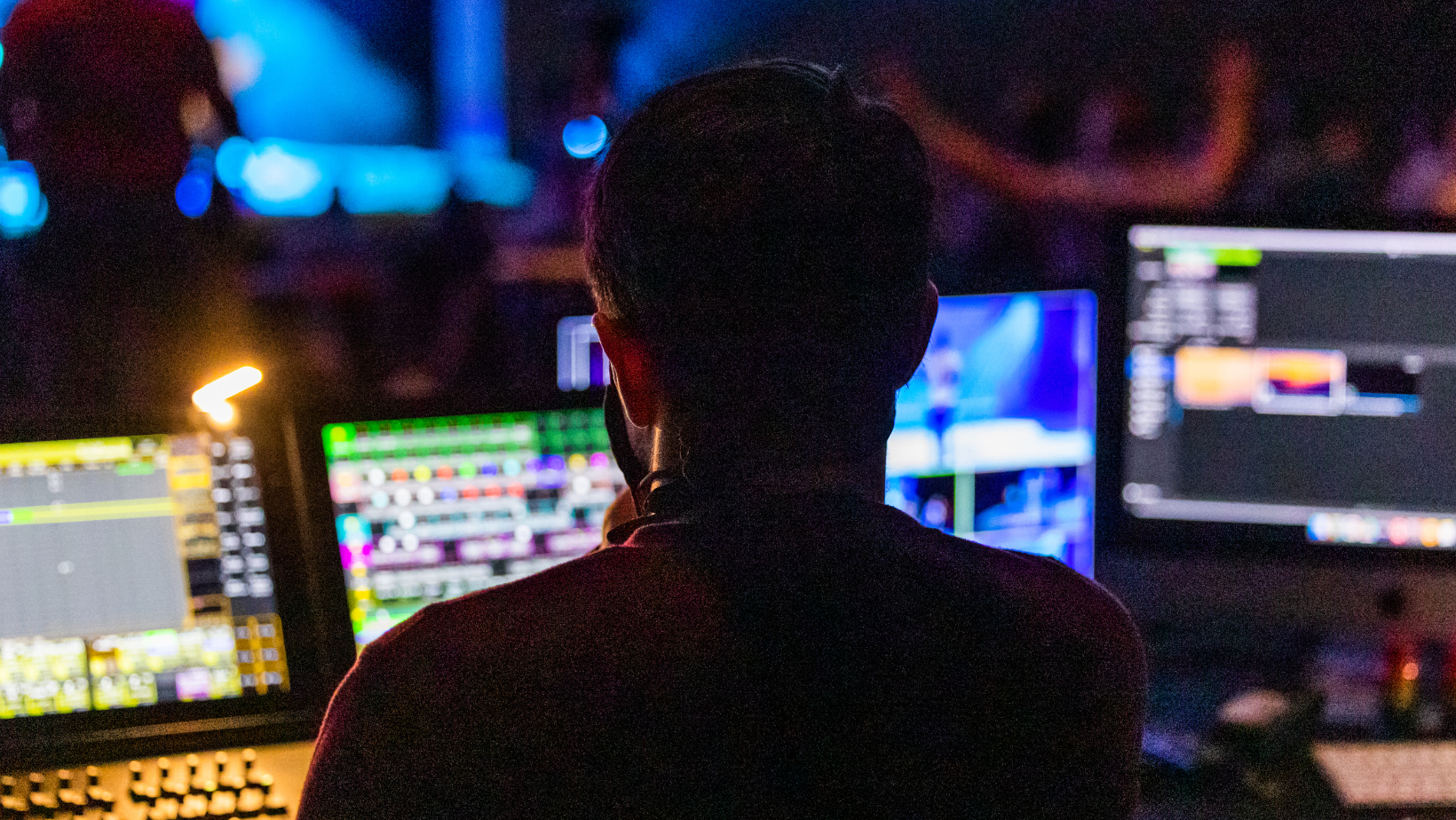 The Benefits of Remote Monitoring and Control with PLCs: Streamlining Industrial Processes