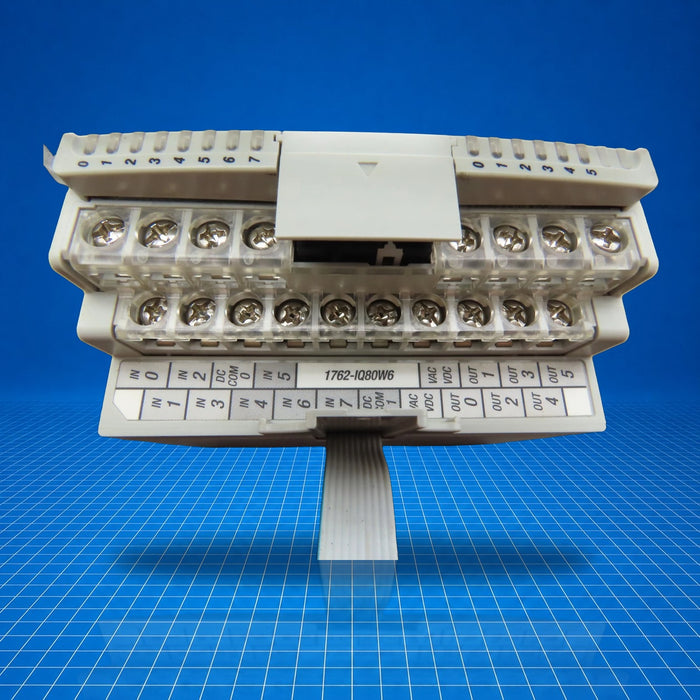 1762-IQ8OW6 Allen Bradley PLC