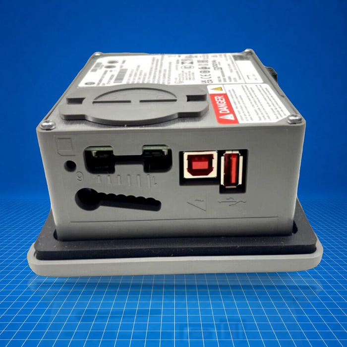 2711P-T4W22D8S Allen-Bradley