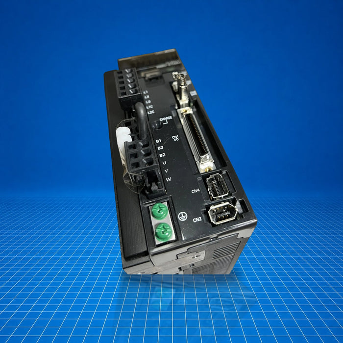 R88D-KT08H Omron industrial automation part - product view