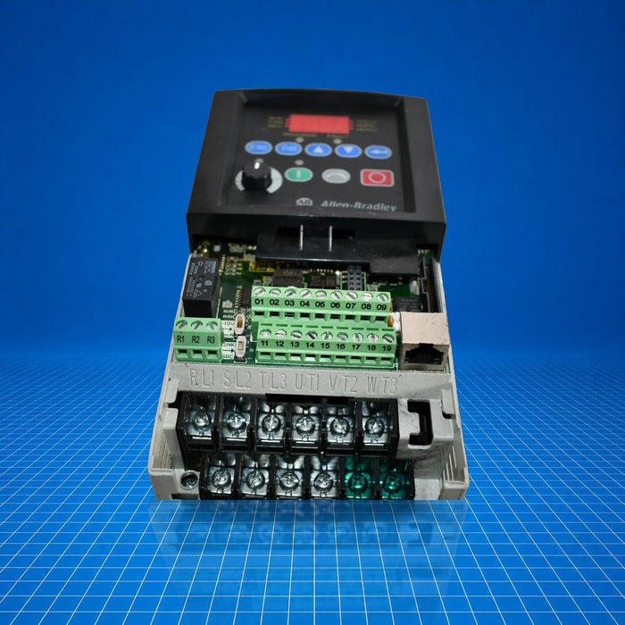 22B-D1P4N104 Allen-Bradley