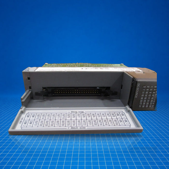 1746-OB32 Allen Bradley PLC - tested surplus unit