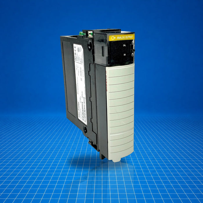 1756-OF8 Allen-Bradley