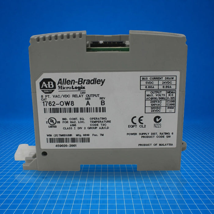 1762-OW8 Allen Bradley PLC