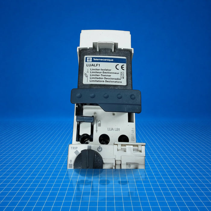 LUCA18BL Schneider Electric - part number label view