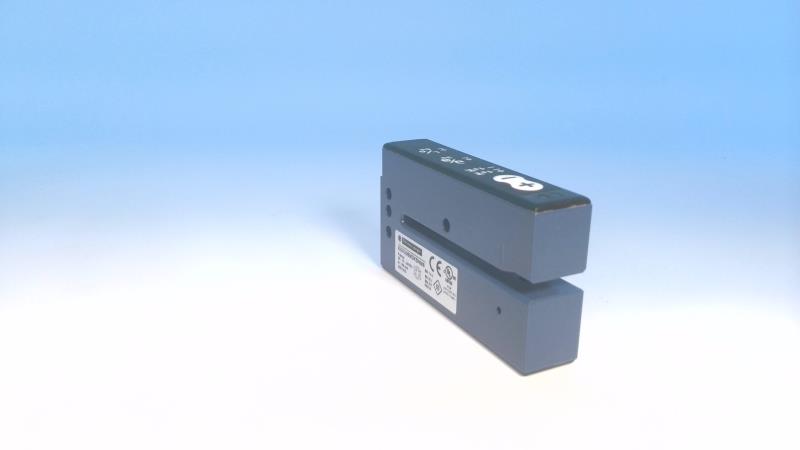 XUVU06M3KSNM8 Schneider
