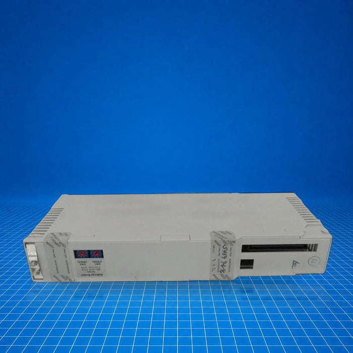140CPU21304 Schneider