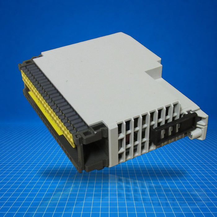 AS-BDAP-218 Schneider industrial automation part - tested surplus unit