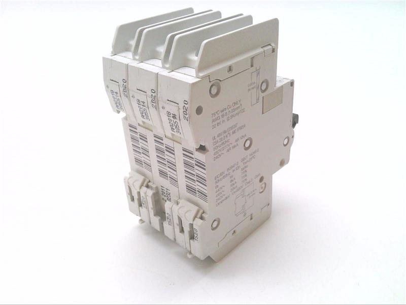 M9F43302 Schneider Electric