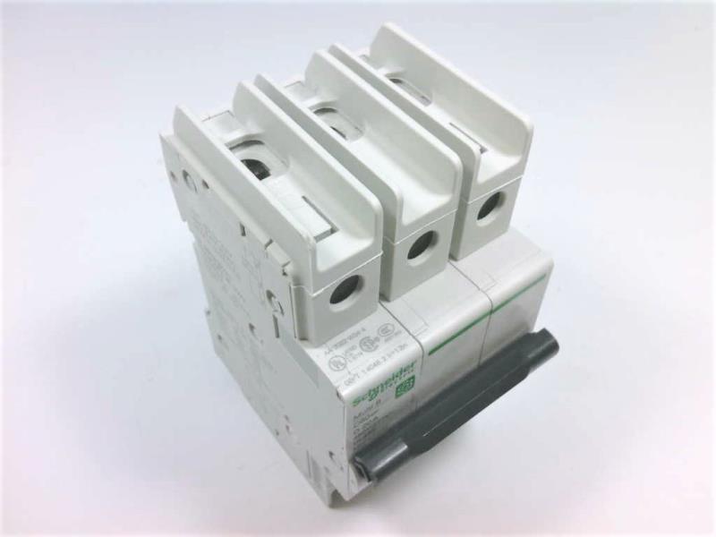 M9F43320 Schneider Electric