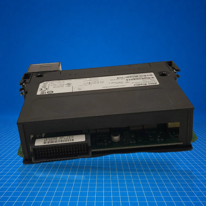 1756-OA8E Allen-Bradley