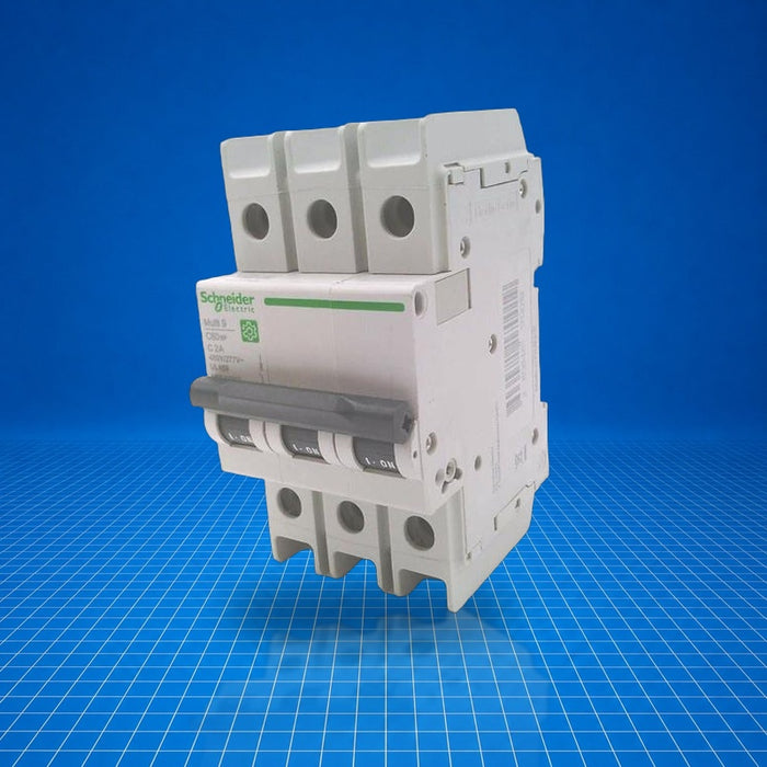 M9F42302 Schneider Electric