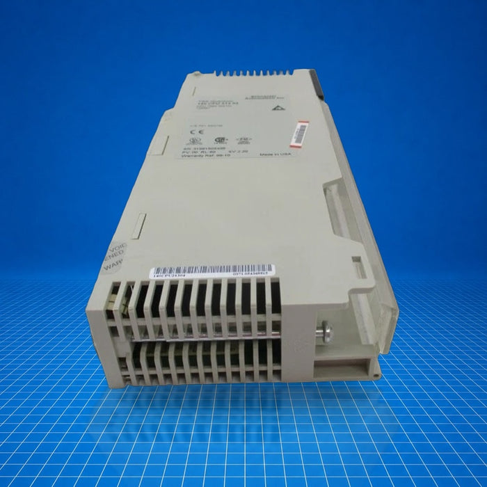 140CPU21304 Schneider