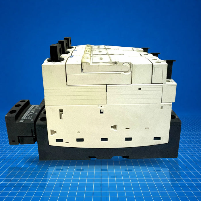 LUCB12BL Schneider Electric - product view
