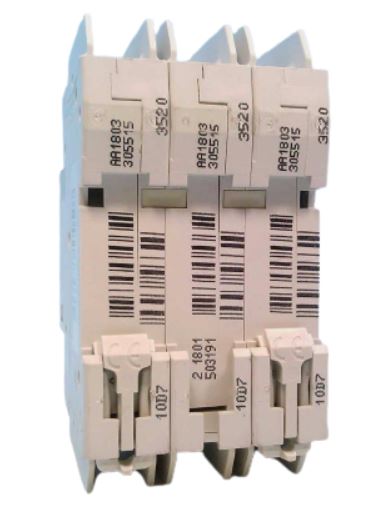 M9F43305 Schneider Electric