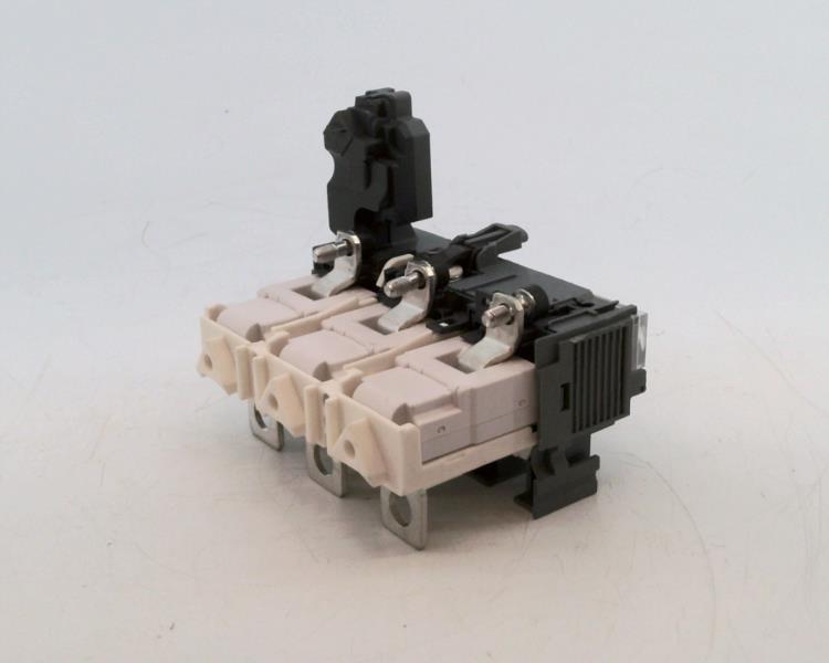 LV430506 Schneider Electric