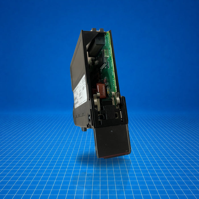 1756-IA8D Allen-Bradley