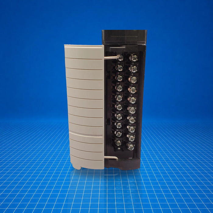1756-OA8 Allen-Bradley