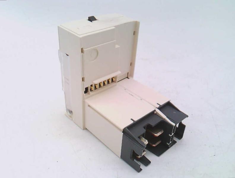 LUCC12BL Schneider Electric