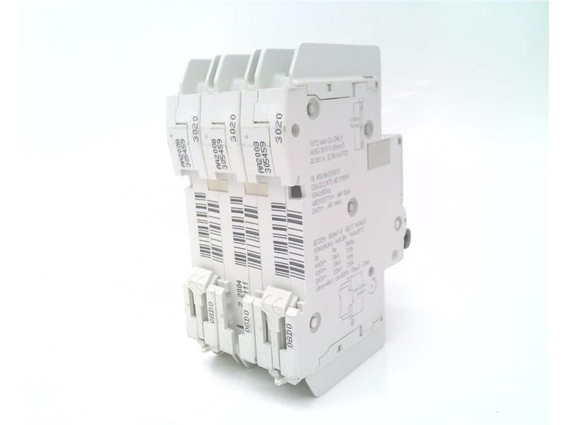 M9F42303 Schneider Electric